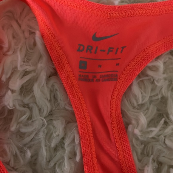 Nike Tanks - Picture 5 of 5